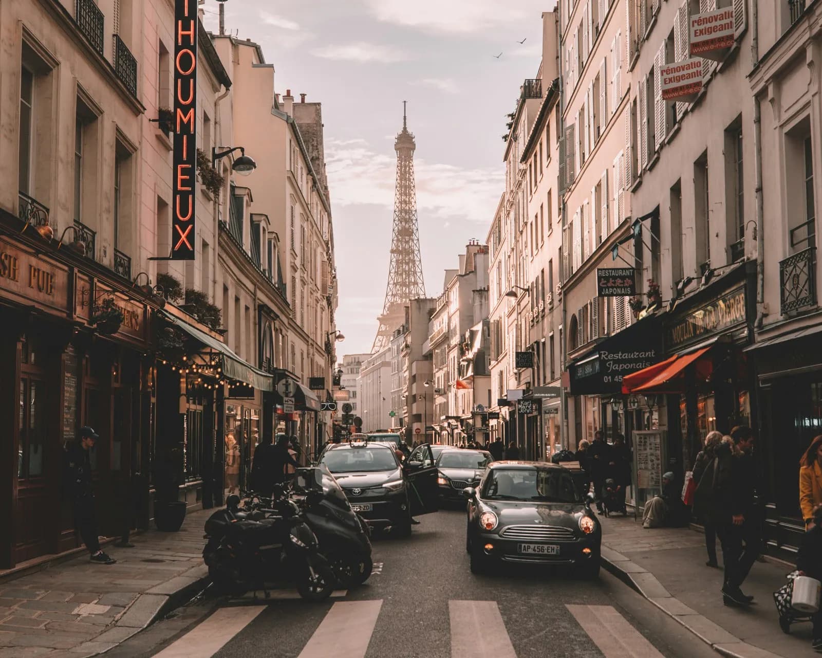 Changement d'usage et compensation : ce qu'un propriétaire doit savoir avant de louer sa résidence secondaire sur Airbnb à Paris et dans le 92
